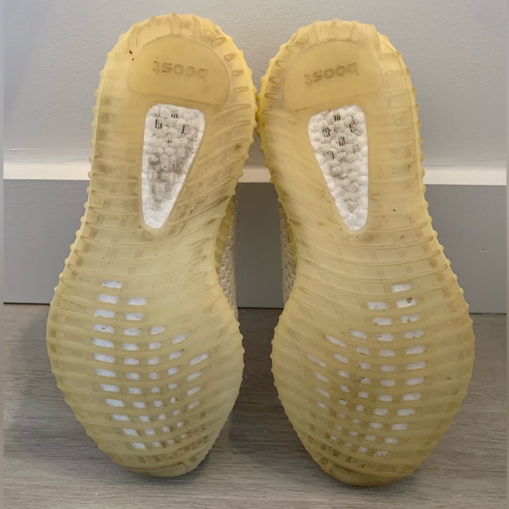 Yeezy Boost 350 V2 'Natural' - Picture 5 of 6